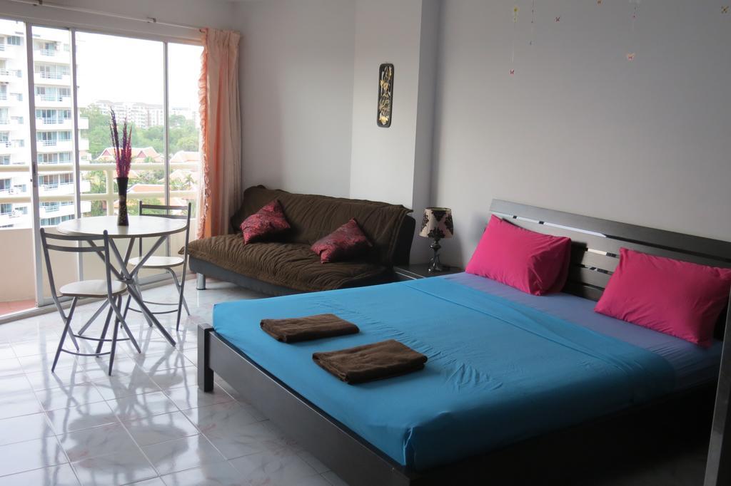 View Talay 1B Studio Pattaya Exterior foto